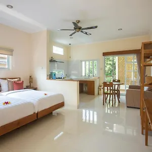Bed & Breakfast Donguri House Bali, Jimbaran