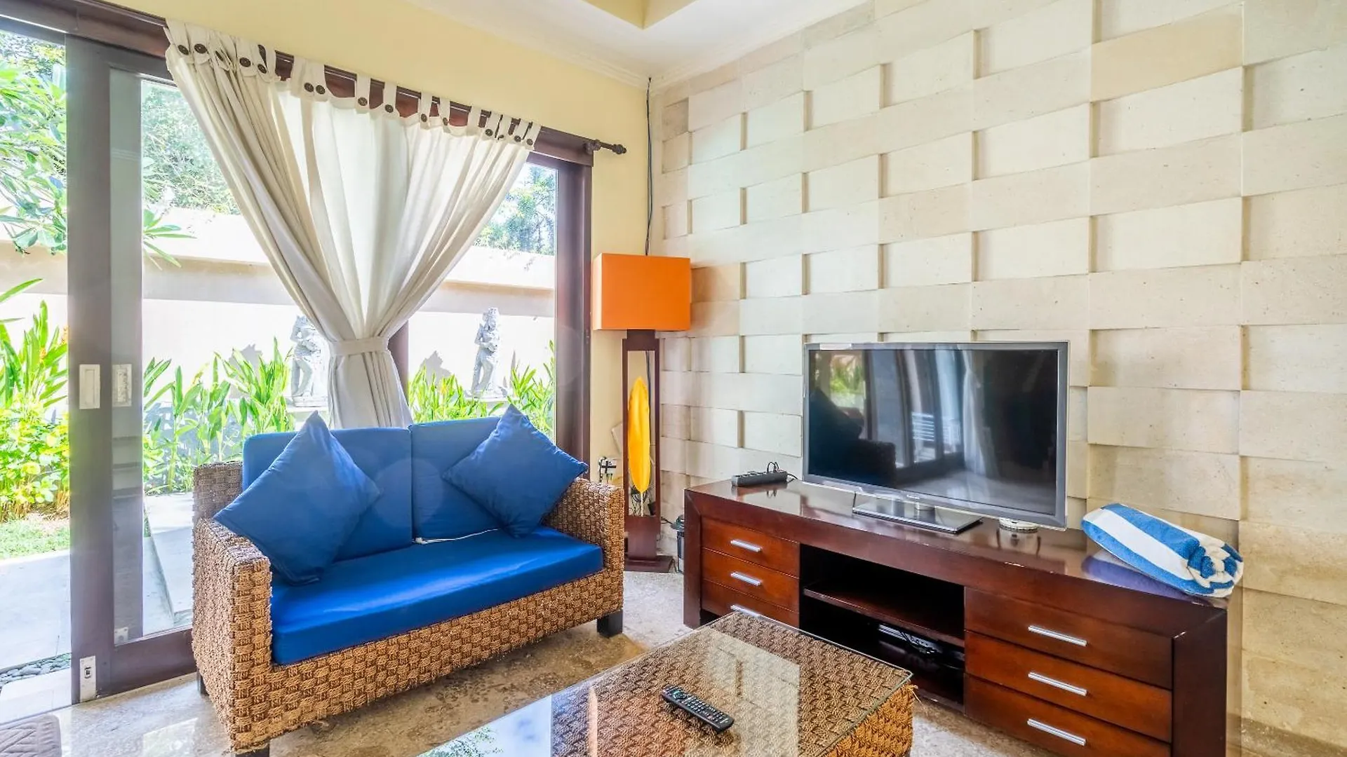 Cempaka Villa By Ibali Management Jimbaran